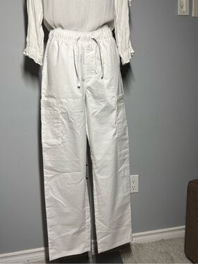 Amazon Essentials White Wide-Leg Cargo Drawstring Pants